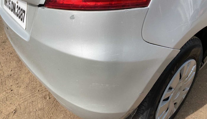 2012 Maruti Swift VXI, CNG, Manual, 99,741 km, Rear bumper - Minor scratches