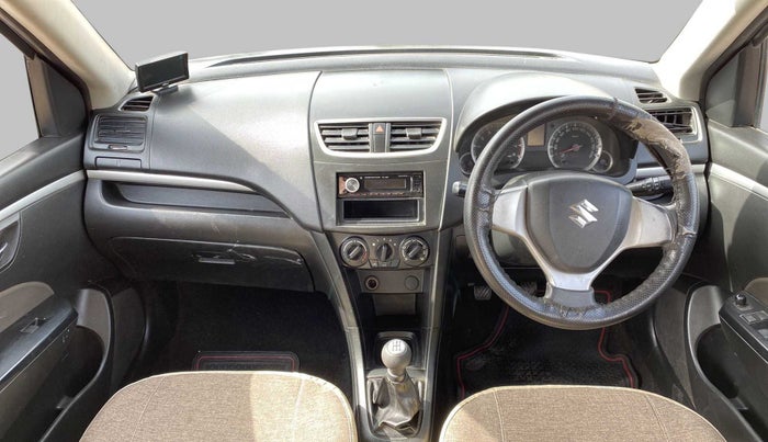 2012 Maruti Swift VXI, CNG, Manual, 99,741 km, Dashboard