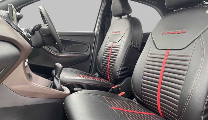 2019 Ford FREESTYLE TITANIUM 1.2 PETROL, Petrol, Manual, 30,794 km, Right Side Front Door Cabin