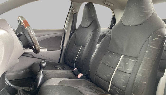 2011 Toyota Etios V, Petrol, Manual, 69,468 km, Right Side Front Door Cabin