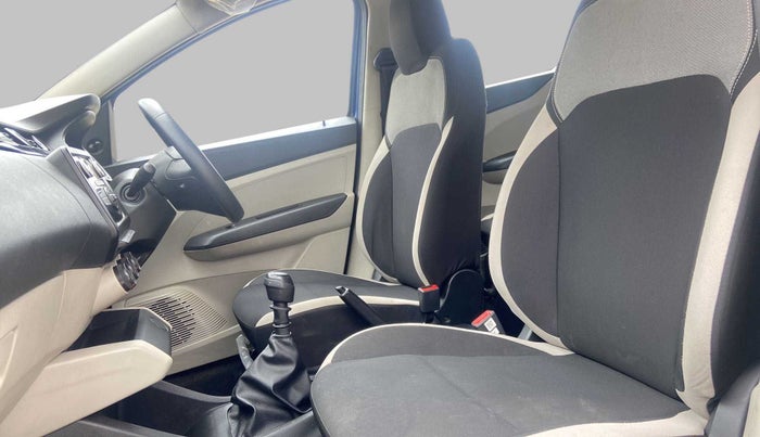 2020 Renault TRIBER RXL MT, Petrol, Manual, 25,179 km, Right Side Front Door Cabin