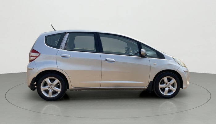 2011 Honda Jazz 1.2 L I-VTEC SELECT, Petrol, Manual, 1,00,738 km, Right Side View