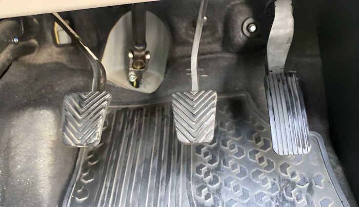 2018 Hyundai Verna 1.6 VTVT SX, Petrol, Manual, 1 km, Pedals