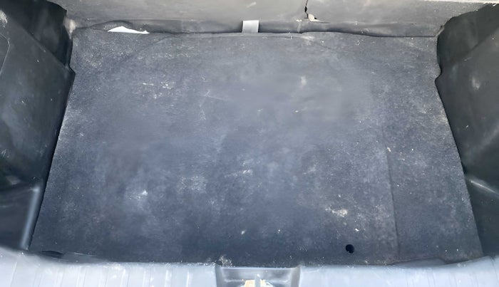 2019 Toyota Glanza G ISG, Petrol, Manual, 27,869 km, Boot Inside