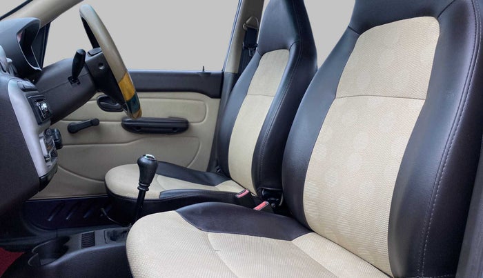 2010 Hyundai Santro Xing GL, Petrol, Manual, 26,775 km, Right Side Front Door Cabin