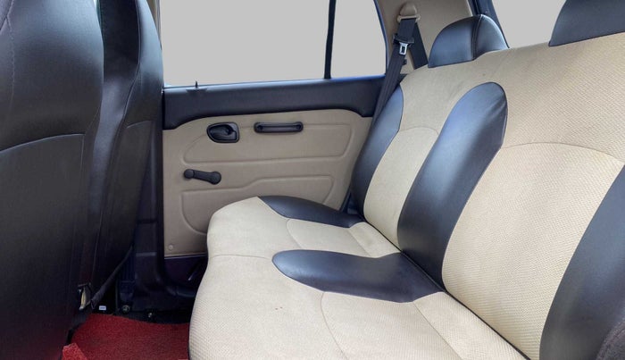 2010 Hyundai Santro Xing GL, Petrol, Manual, 26,775 km, Right Side Rear Door Cabin