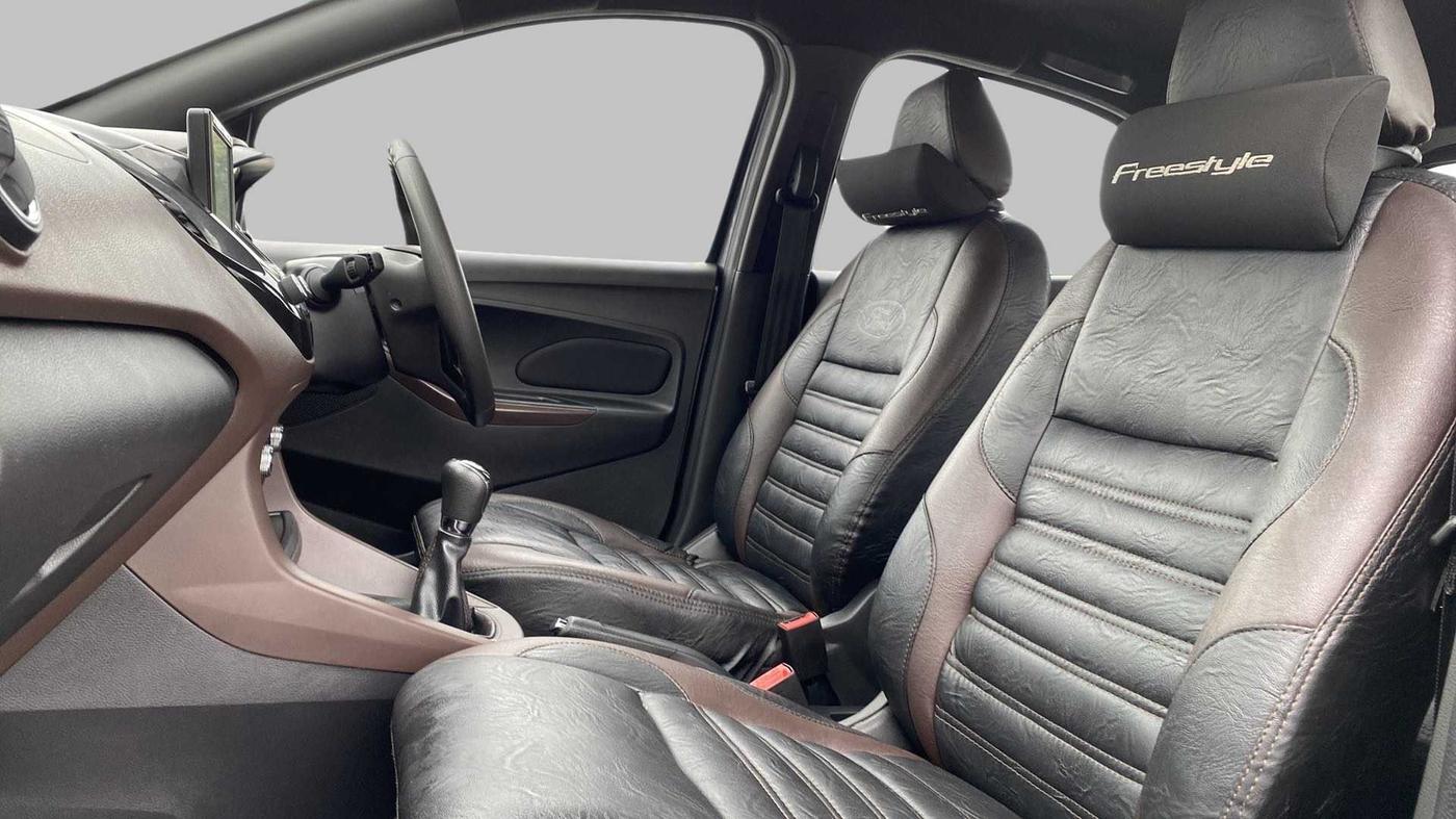 2019 Ford FREESTYLE TITANIUM 1.2 PETROL, Petrol, Manual, 46,144 km, Right Side Front Door Cabin