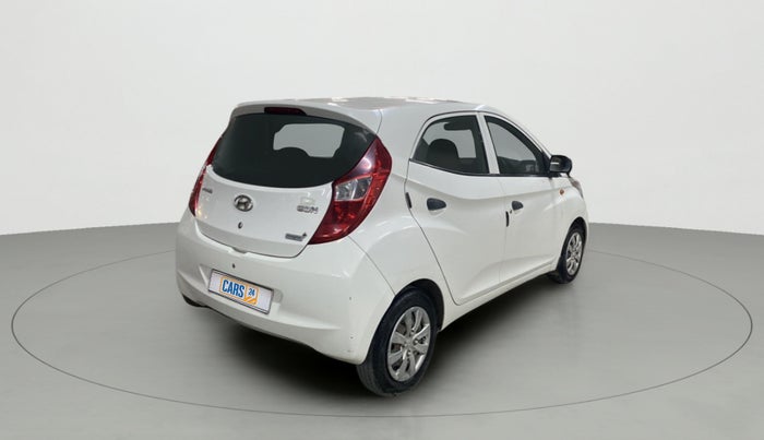 2013 Hyundai Eon MAGNA +, Petrol, Manual, 1,07,347 km, Right Back Diagonal