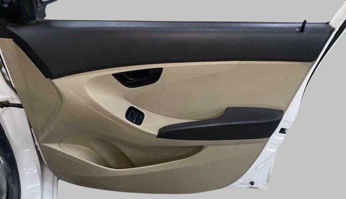 2013 Hyundai Eon MAGNA +, Petrol, Manual, 1,07,347 km, Driver Side Door Panels Control