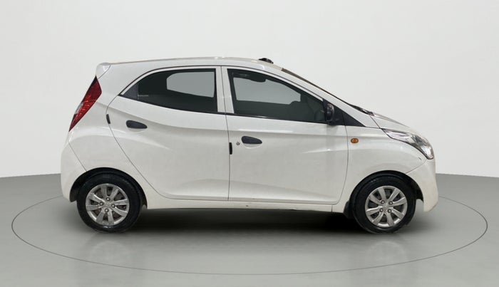 2013 Hyundai Eon MAGNA +, Petrol, Manual, 1,07,347 km, Right Side View