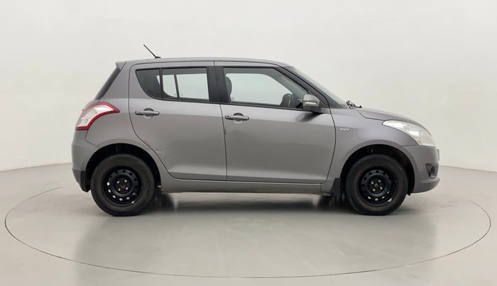2013 Maruti Swift VXI, Petrol, Manual, 32,995 km, Right Side View