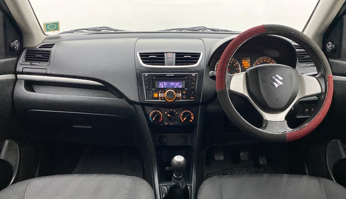 2013 Maruti Swift VXI, Petrol, Manual, 32,995 km, Dashboard