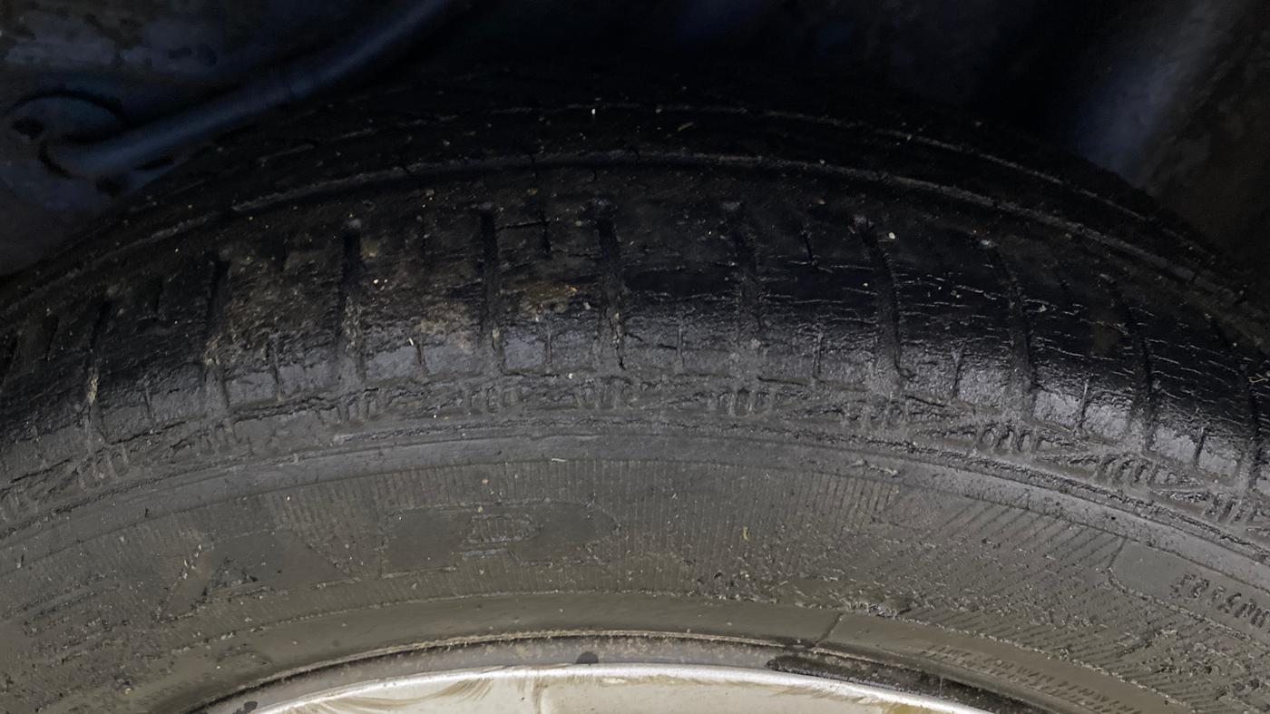 2015 Honda Amaze 1.2L I-VTEC S, Petrol, Manual, 53,595 km, Left Rear Tyre Tread