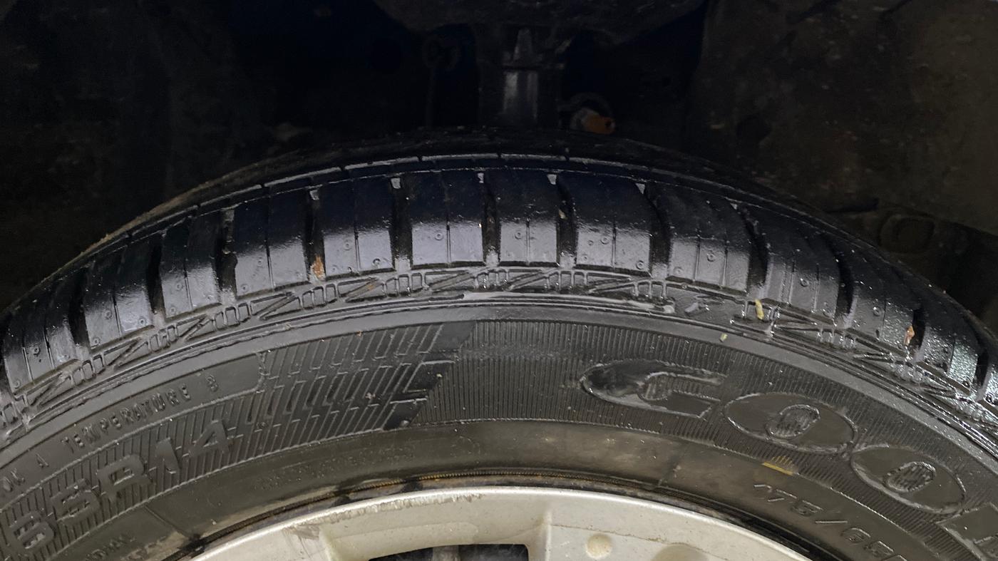 2015 Honda Amaze 1.2L I-VTEC S, Petrol, Manual, 53,595 km, Right Front Tyre Tread