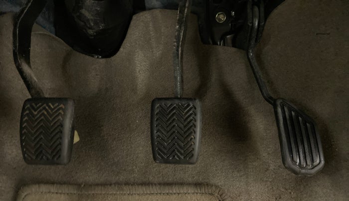 2014 Toyota Etios G, Petrol, Manual, 6,886 km, Pedals