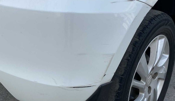 2012 Maruti Swift ZDI, Diesel, Manual, 1,05,992 km, Rear bumper - Minor scratches