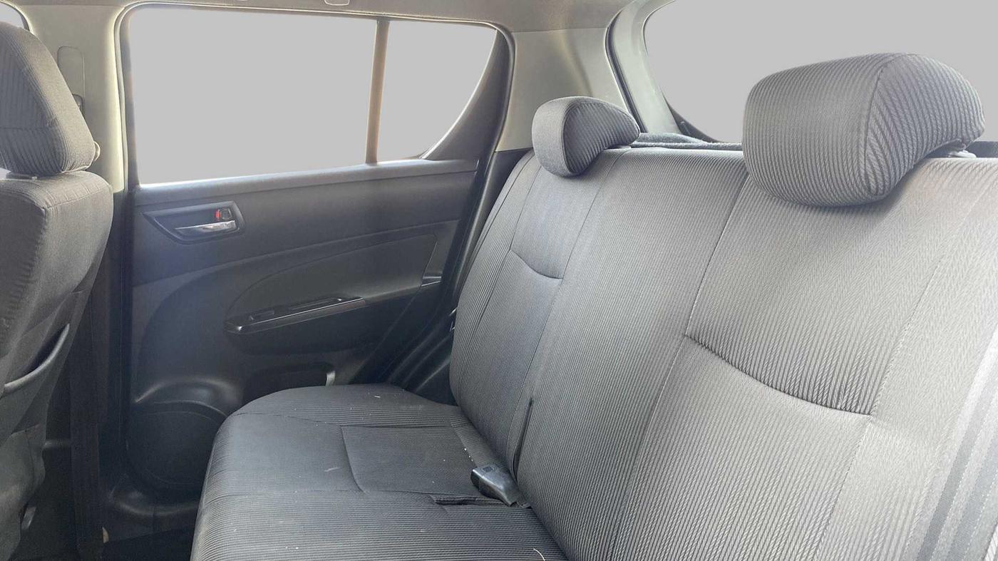2012 Maruti Swift ZDI, Diesel, Manual, 1,05,992 km, Right Side Rear Door Cabin