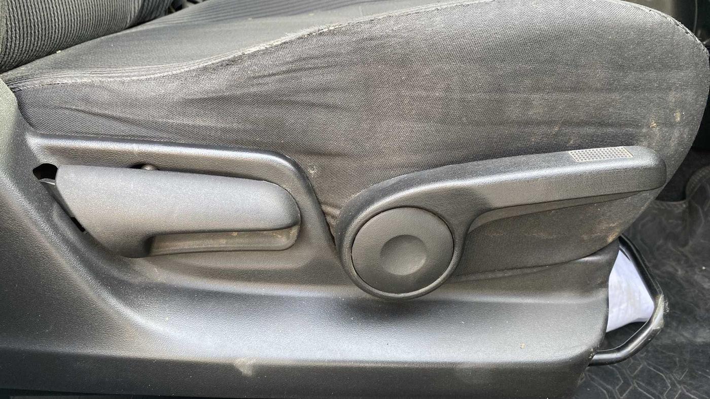 2012 Maruti Swift ZDI, Diesel, Manual, 1,05,992 km, Driver Side Adjustment Panel
