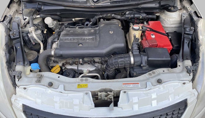 2012 Maruti Swift ZDI, Diesel, Manual, 1,05,992 km, Open Bonet