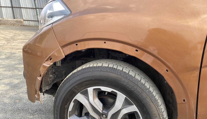 2017 Honda WR-V 1.5L I-DTEC VX MT, Diesel, Manual, 37,719 km, Left fender - Cladding has minor damage