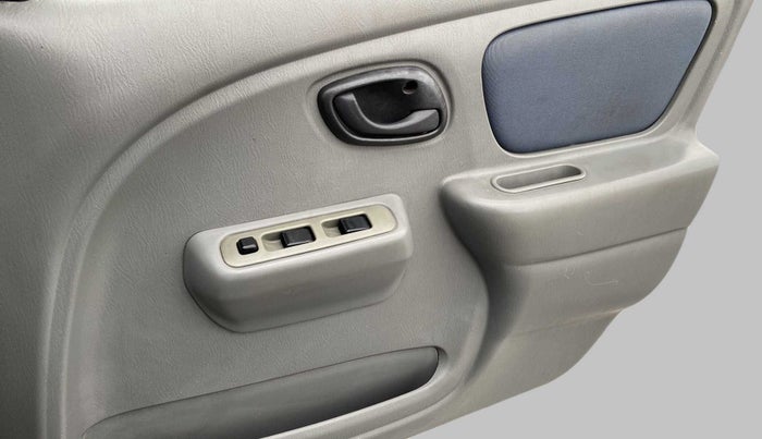2012 Maruti Alto K10 VXI, Petrol, Manual, 92,682 km, Driver Side Door Panels Control