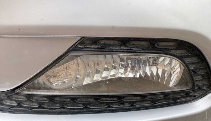 2017 Hyundai Elite i20 MAGNA 1.2, Petrol, Manual, 65,023 km, Left fog light - Not fixed properly