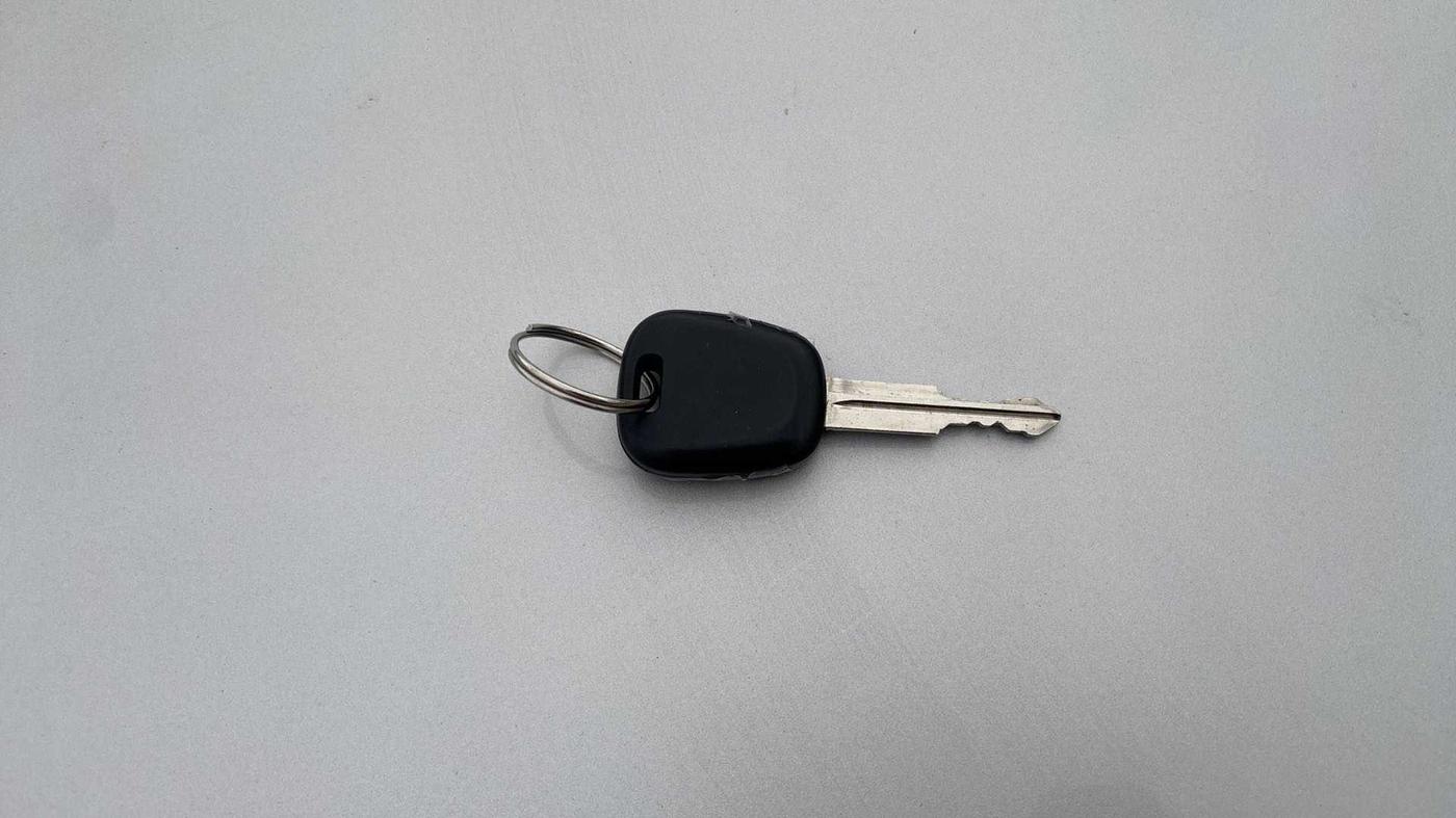 2016 Maruti Alto 800 LXI, Petrol, Manual, 40,133 km, Key Close Up