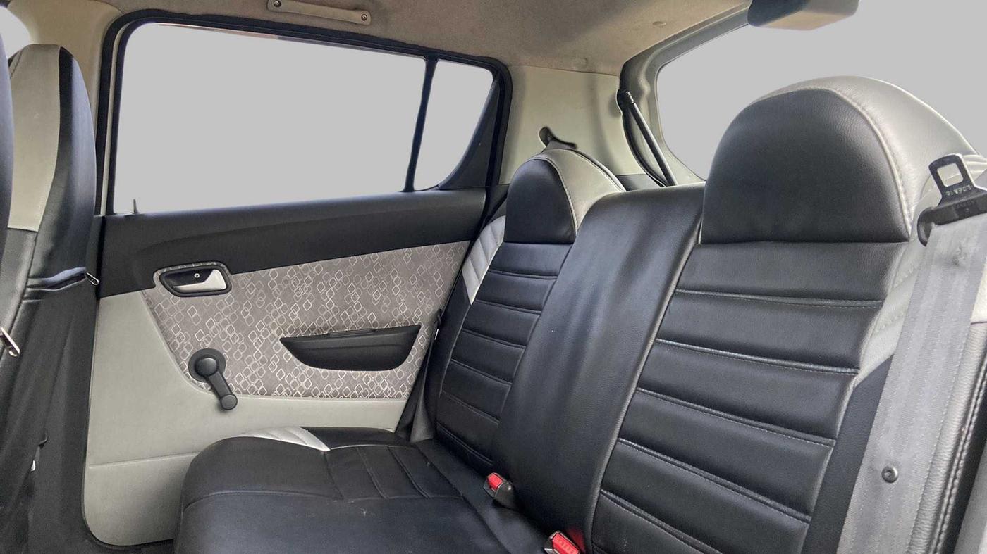 2016 Maruti Alto 800 LXI, Petrol, Manual, 40,133 km, Right Side Rear Door Cabin