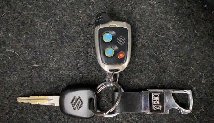 2015 Maruti Alto 800 LXI, Petrol, Manual, 1,15,796 km, Key Close Up