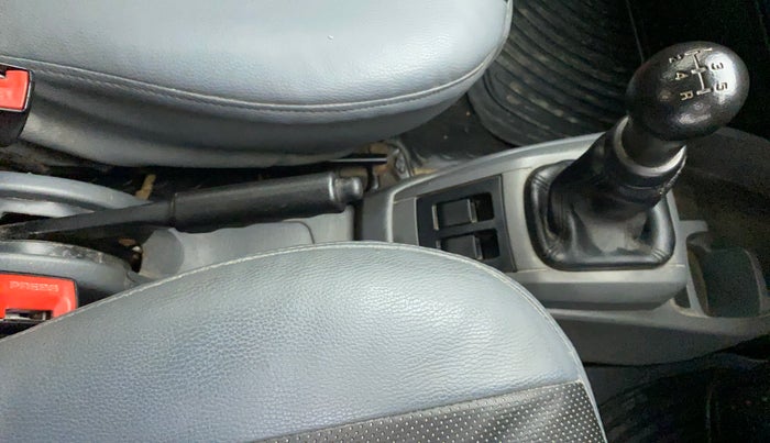 2015 Maruti Alto 800 LXI, Petrol, Manual, 1,15,796 km, Gear Lever