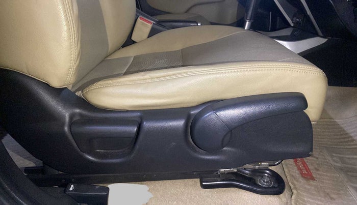 2017 Honda City 1.5L I-VTEC VX CVT, Petrol, Automatic, 49,044 km, Driver Side Adjustment Panel