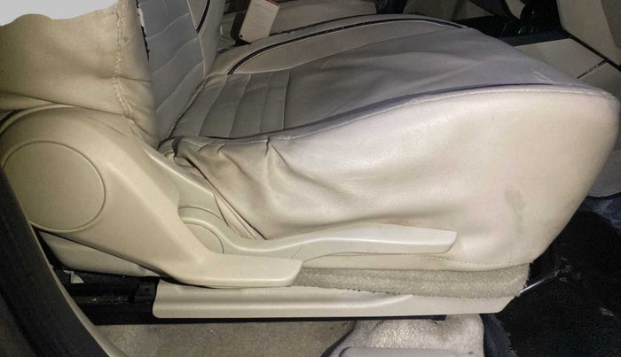 2017 Maruti Dzire ZDI PLUS AMT, Diesel, Automatic, 72,918 km, Driver Side Adjustment Panel