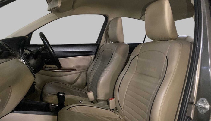 2017 Maruti Dzire ZDI PLUS AMT, Diesel, Automatic, 72,918 km, Right Side Front Door Cabin