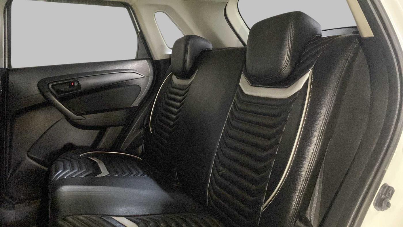 2019 Maruti Vitara Brezza VDI, Diesel, Manual, 44,266 km, Right Side Rear Door Cabin