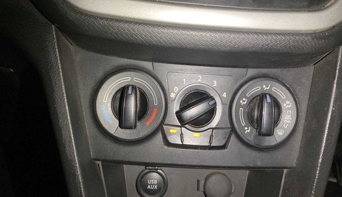 2019 Maruti Vitara Brezza VDI, Diesel, Manual, 44,266 km, AC Unit - directional Switch not functional