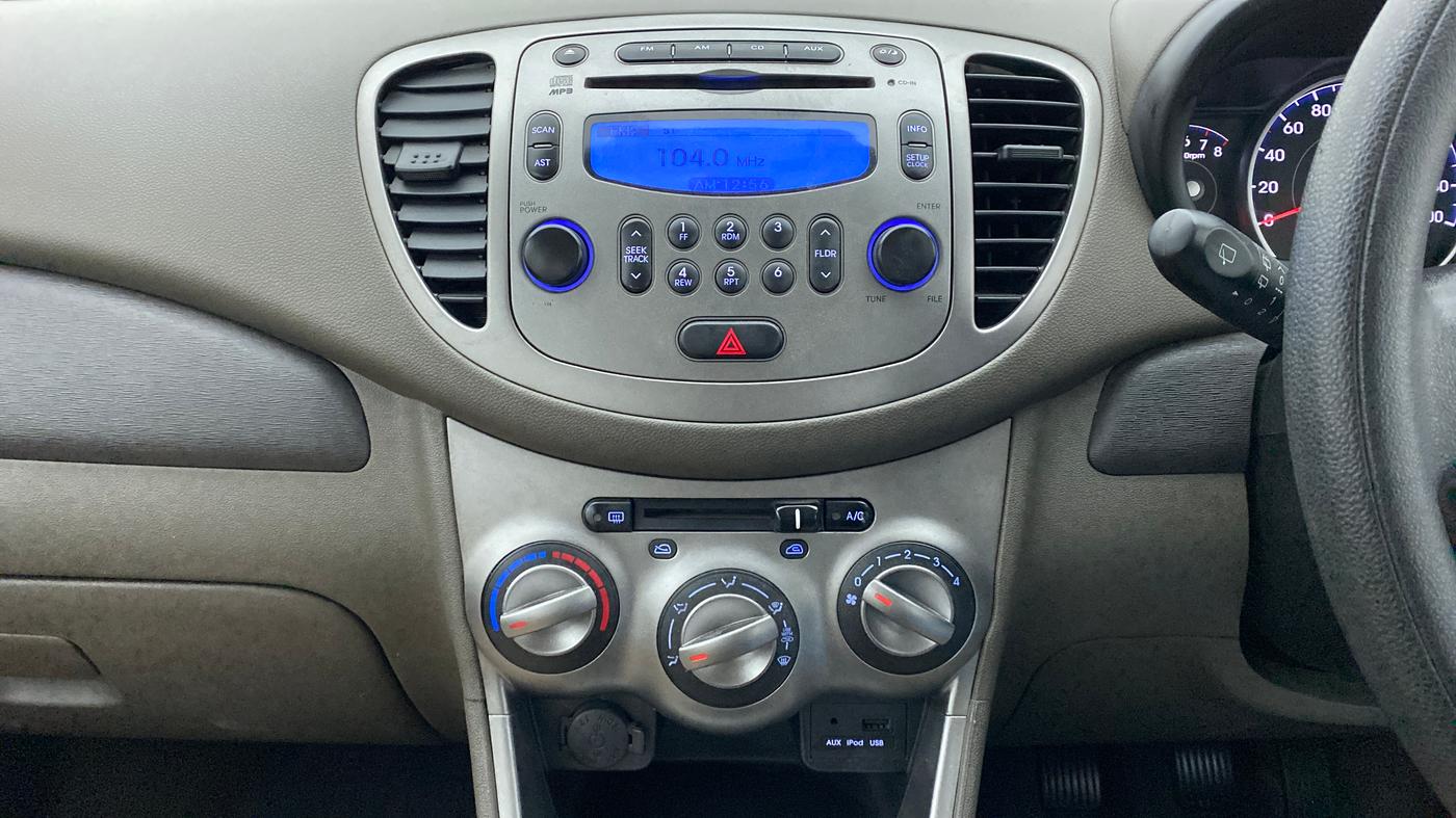 2013 Hyundai i10 SPORTZ 1.2 KAPPA2, Petrol, Manual, 99,940 km, Air Conditioner