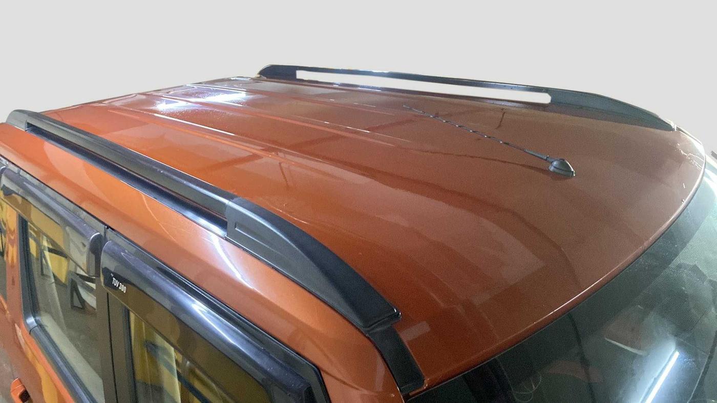 2015 Mahindra TUV300 T8, Diesel, Manual, 93,126 km, Roof