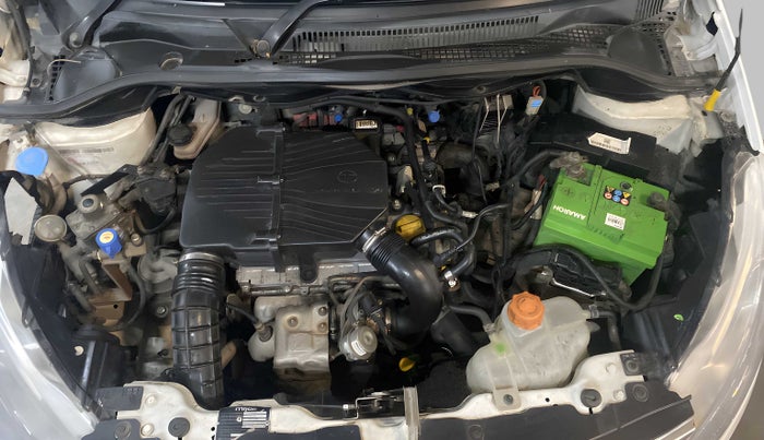 2018 Tata Zest XE PETROL, CNG, Manual, 1,04,628 km, Open Bonet