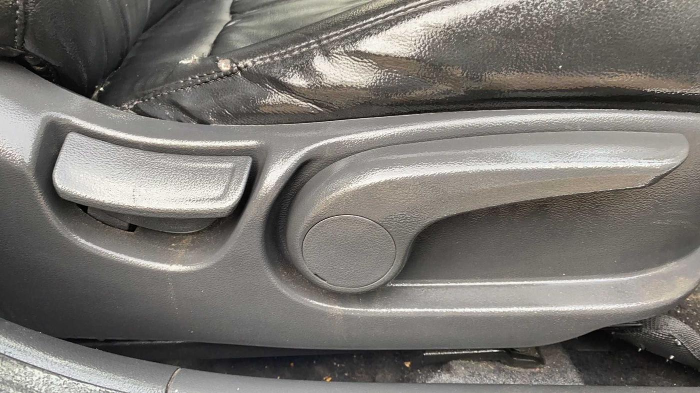 2018 Hyundai Verna 1.6 VTVT SX, Petrol, Manual, 39,088 km, Driver Side Adjustment Panel