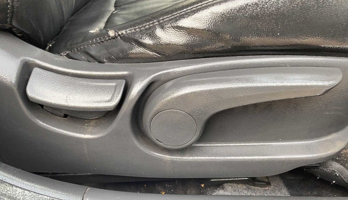 2018 Hyundai Verna 1.6 VTVT SX, Petrol, Manual, 39,088 km, Driver Side Adjustment Panel