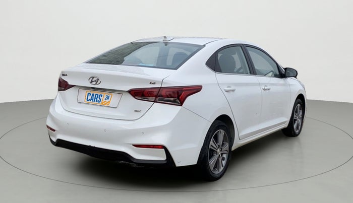 2018 Hyundai Verna 1.6 VTVT SX, Petrol, Manual, 39,088 km, Right Back Diagonal