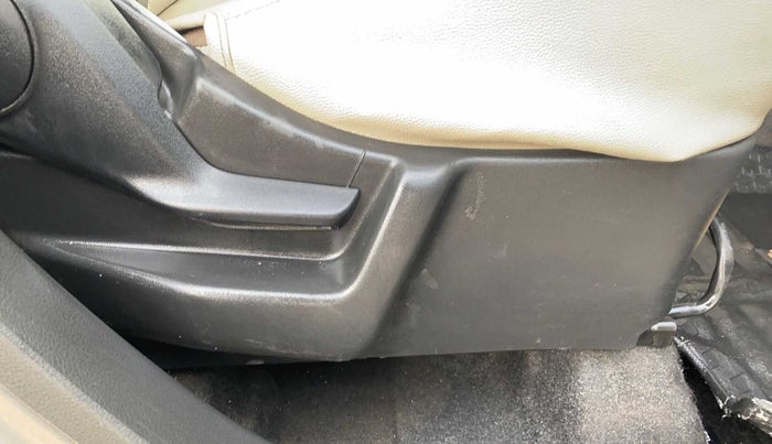 2020 Maruti New Wagon-R ZXI 1.2, Petrol, Manual, 66,625 km, Driver Side Adjustment Panel