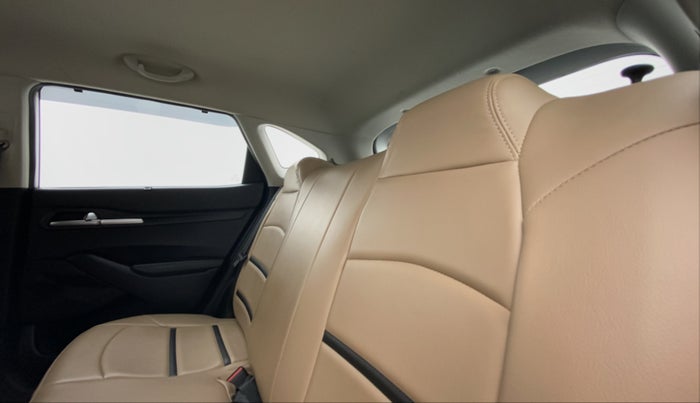 2020 KIA SELTOS HTK PLUS 1.5 PETROL, Petrol, Manual, 21,702 km, Right Side Rear Door Cabin