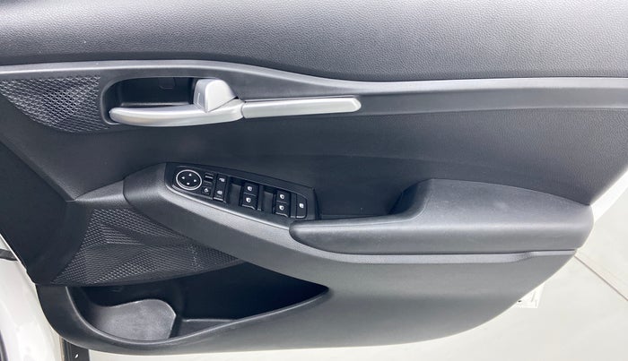 2020 KIA SELTOS HTK PLUS 1.5 PETROL, Petrol, Manual, 21,702 km, Driver Side Door Panels Control