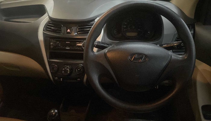 2015 Hyundai Eon ERA +, Petrol, Manual, 59,332 km, Steering Wheel Close Up