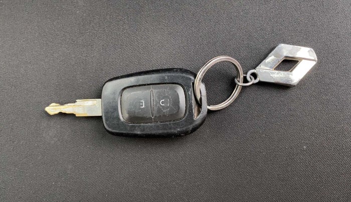 2019 Renault Kwid RXT 1.0 AMT, Petrol, Automatic, 25,583 km, Key Close Up