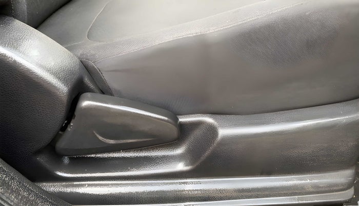 2019 Renault Kwid RXT 1.0 AMT, Petrol, Automatic, 25,583 km, Driver Side Adjustment Panel