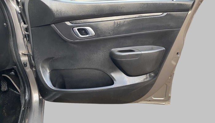 2019 Renault Kwid RXT 1.0 AMT, Petrol, Automatic, 25,583 km, Driver Side Door Panels Control