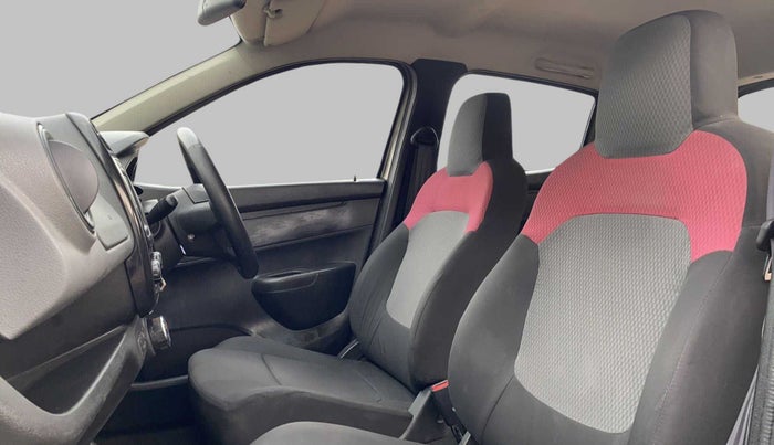 2019 Renault Kwid RXT 1.0 AMT, Petrol, Automatic, 25,583 km, Right Side Front Door Cabin