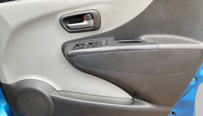 2010 Maruti A Star VXI, Petrol, Manual, 79,497 km, Driver Side Door Panels Control